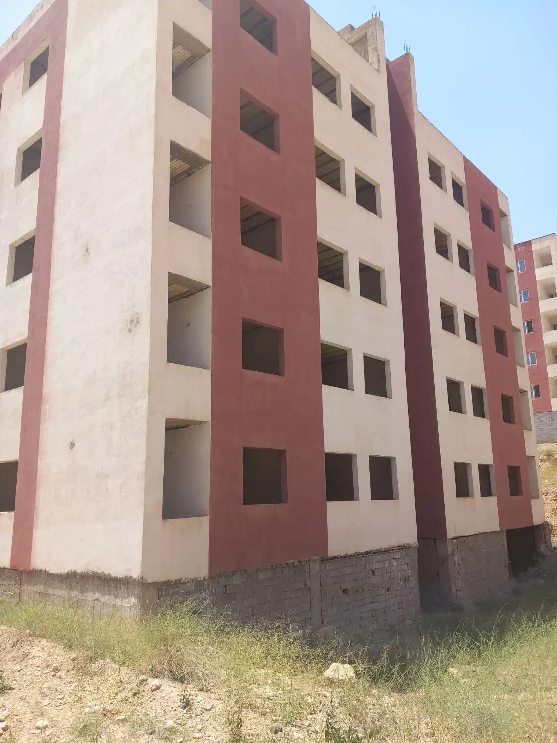 فروش تخصصی واحدهای در حال ساخت نزدیک به تحویل|فروش آپارتمان|هشتگرد, شهرک گلها|دیوار