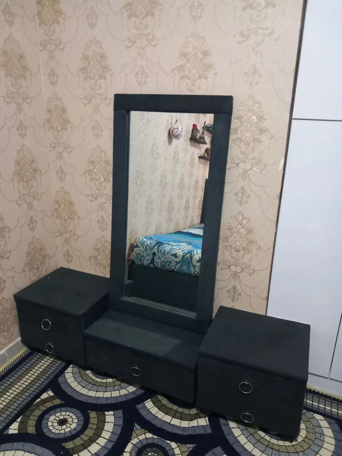 تخت خواب ۲ نفره|تخت و سرویس خواب|هشتگرد, شهرک گلخانه|دیوار