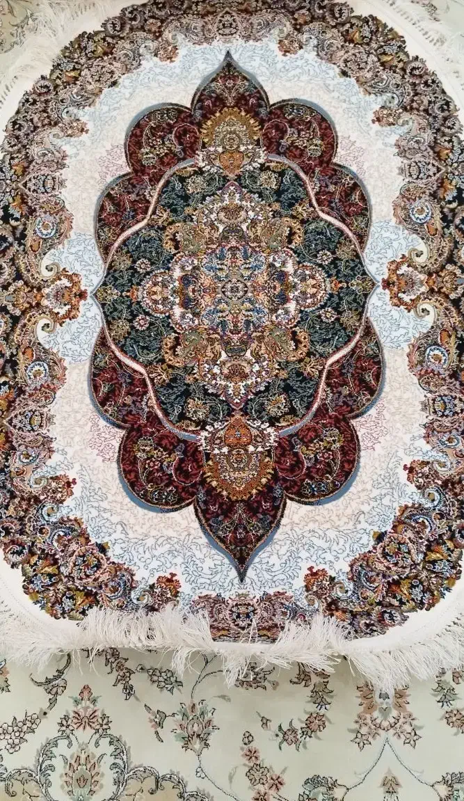 قالیچه ریزبافت دستباف گونه|فرش|قدس, شهرقدس|دیوار