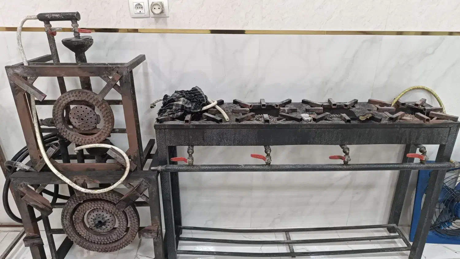 فروش تجهیزات کامل آشپزخانه رستوران در حد نو|کافی‌شاپ و رستوران|مرند, |دیوار