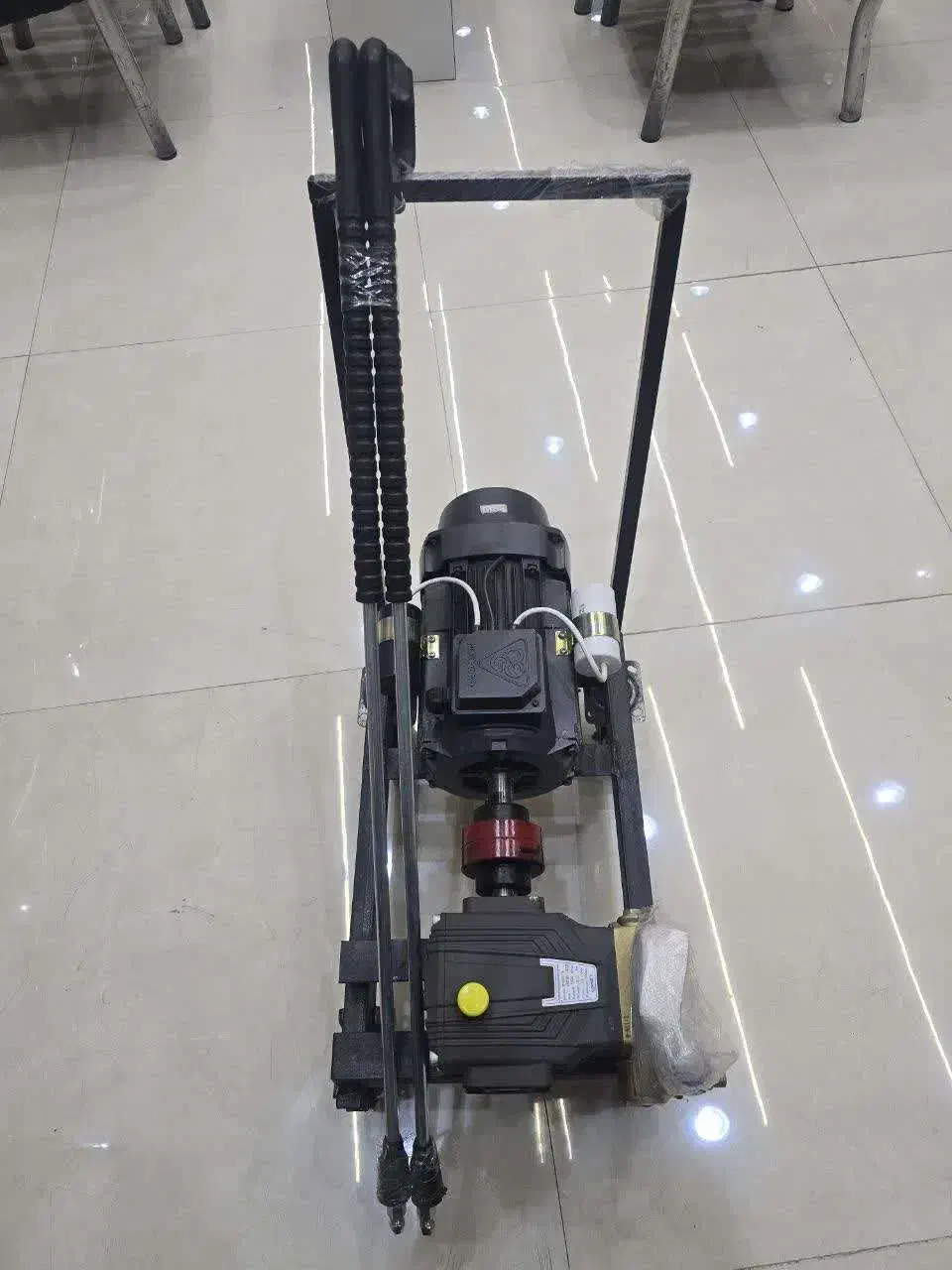 فروش انواع پمپ کارواش ایتالیایی و تایوانی|ماشین‌آلات صنعتی|قم, سنگ بند|دیوار