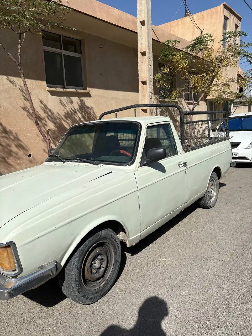 وانت مدل 1381|خودرو سواری و وانت|گرمسار, |دیوار