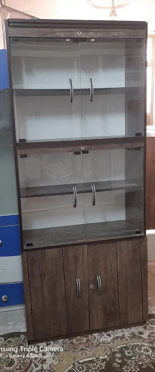 کتابخانه|کتابخانه، شلف، قفسه‌های دیواری|قم, شهر قائم|دیوار