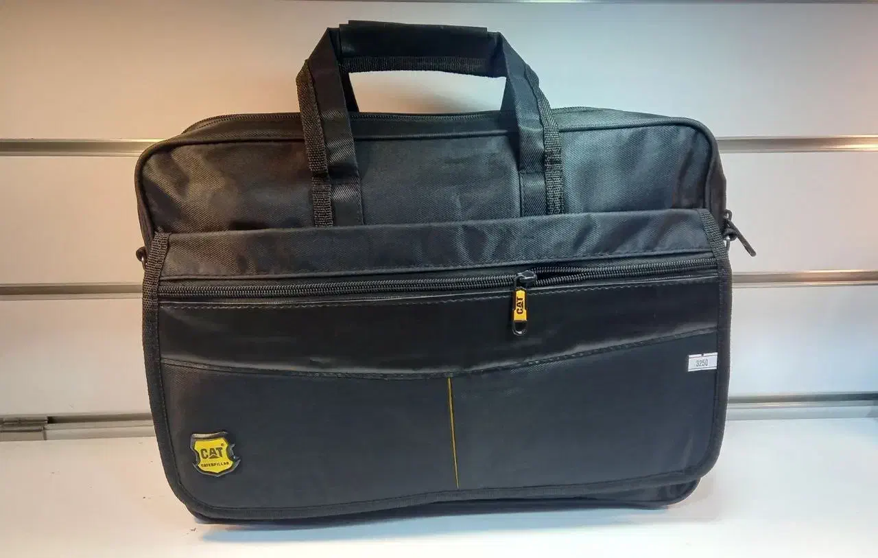 کیف لب تاپی|کیف، کفش، کمربند|یزد, |دیوار