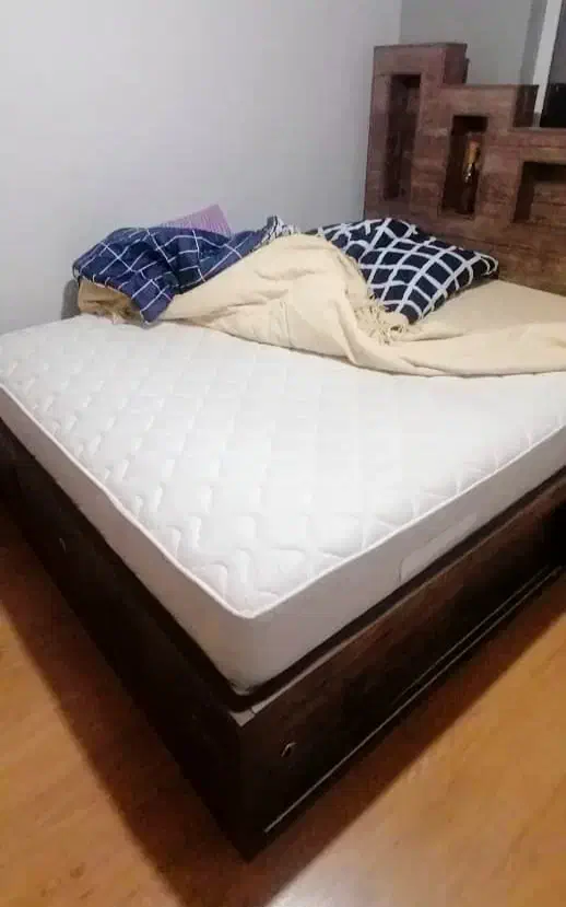 تخت دونفره وتکنفره باکس دار یک شکل|تخت و سرویس خواب|گرگان, |دیوار