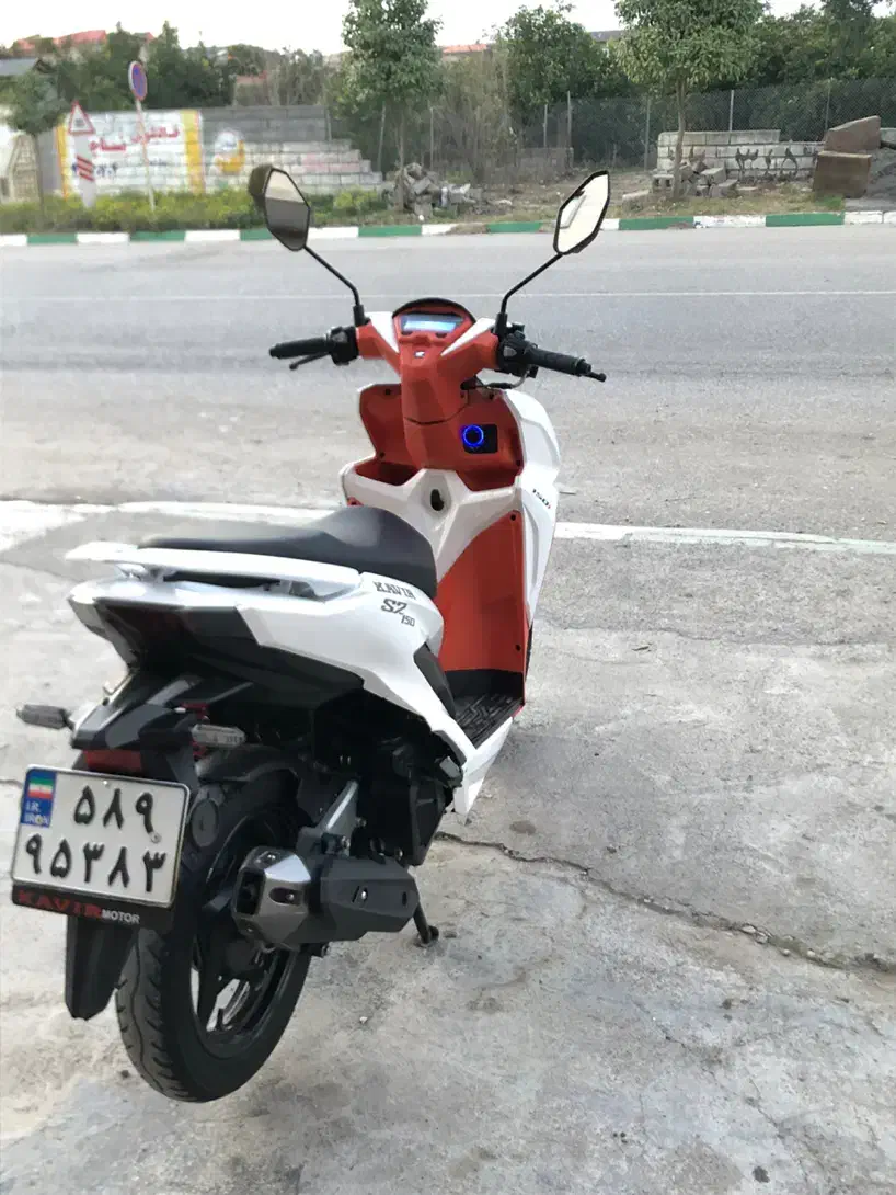 کیلیک نیوفیس ۴۰۲|موتورسیکلت|قائم‌شهر, |دیوار