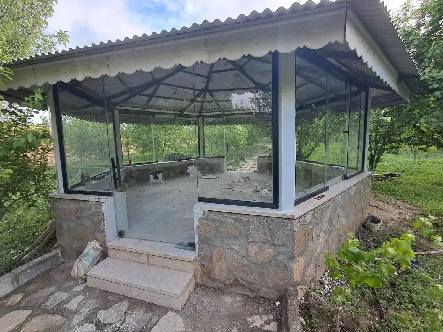 نصب شیشه سکوریت و مدیریت فروش کارخانه|خدمات پیشه و مهارت|مشهد, حسابی جنوبی (شهرک غرب)|دیوار