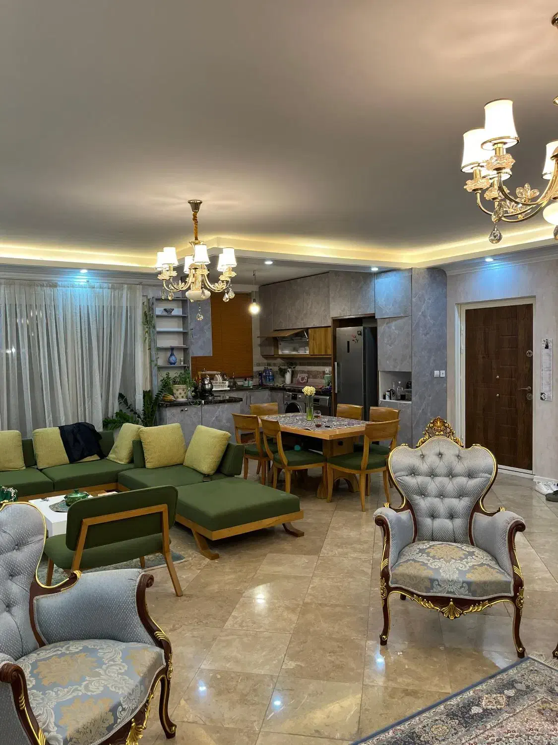 ۱۵۰متر شخصی/۳خواب/ بسیار تمیز/ چیتگر‌ کوهک طلوع ها