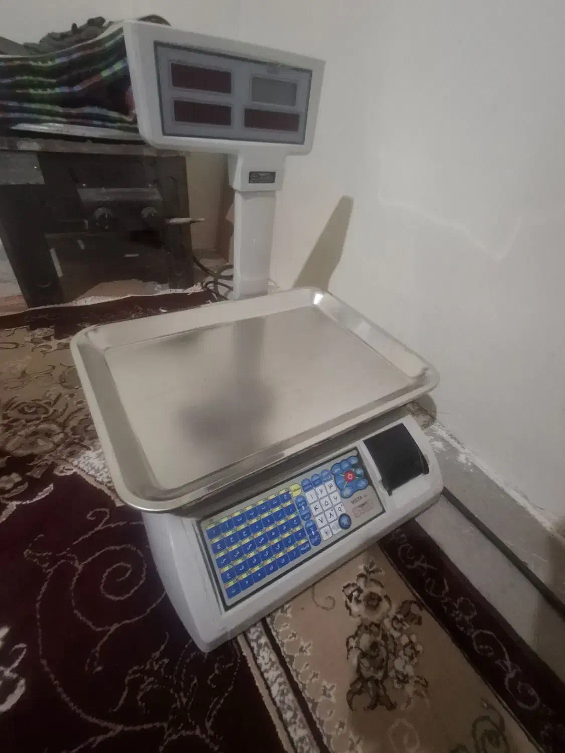 ترازو و دستگاه پرس و سبد حصیری|فروشگاه و مغازه|بجنورد, |دیوار