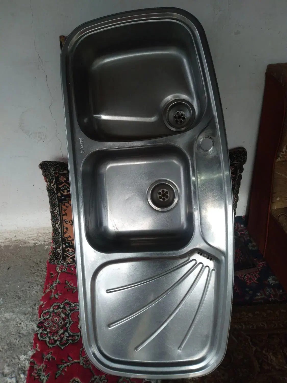 سینک در حد نو|آب‌چکان و نظم‌دهنده ظروف|صومعه‌سرا, |دیوار