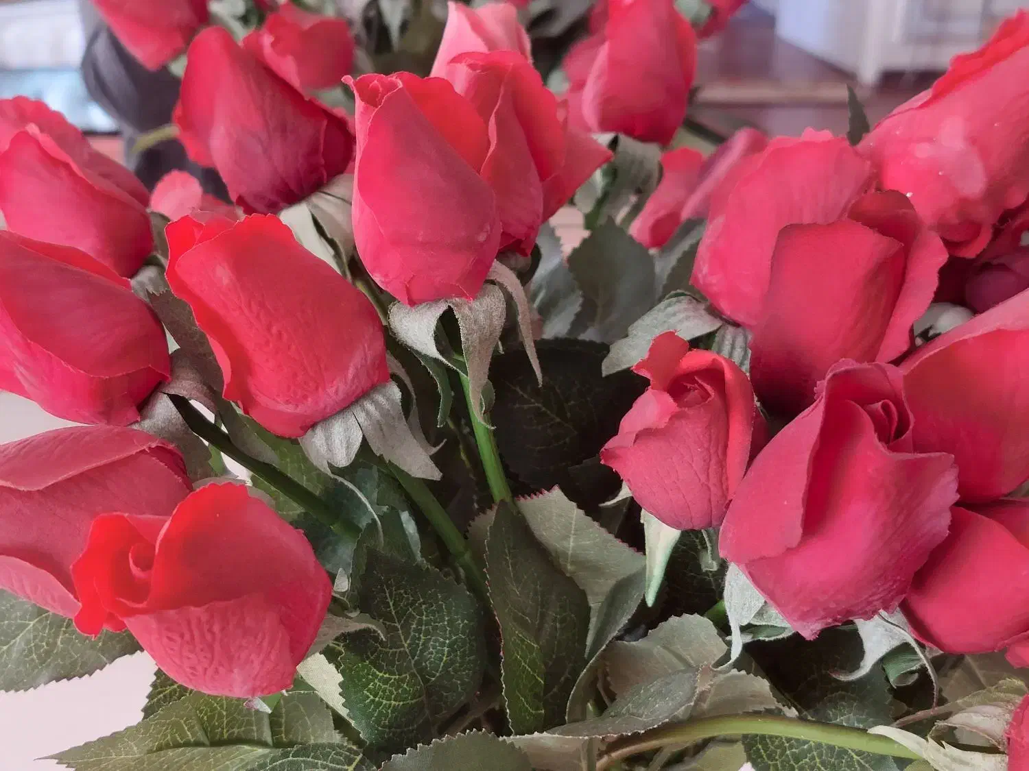 غنچه گل رز لمسی|گل مصنوعی|تبریز, |دیوار