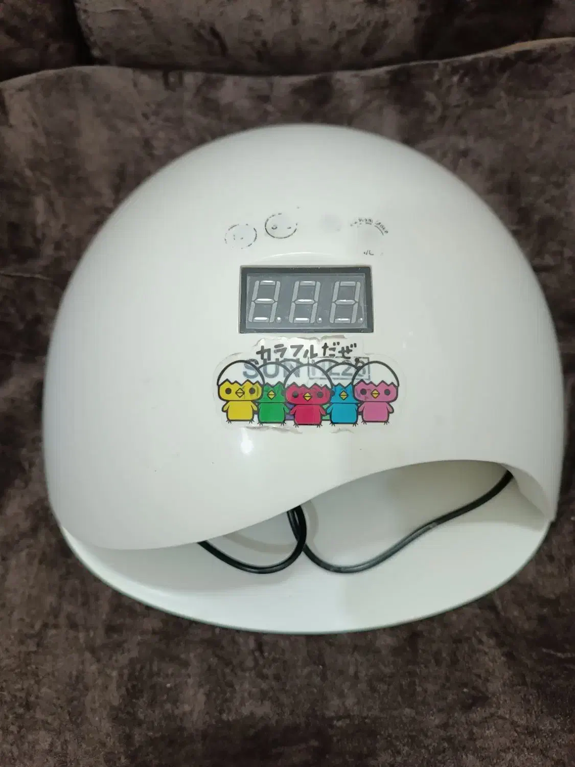 دستگاه یووی ناخن|آرایشگاه و سالنهای زیبایی|اسفراین, |دیوار