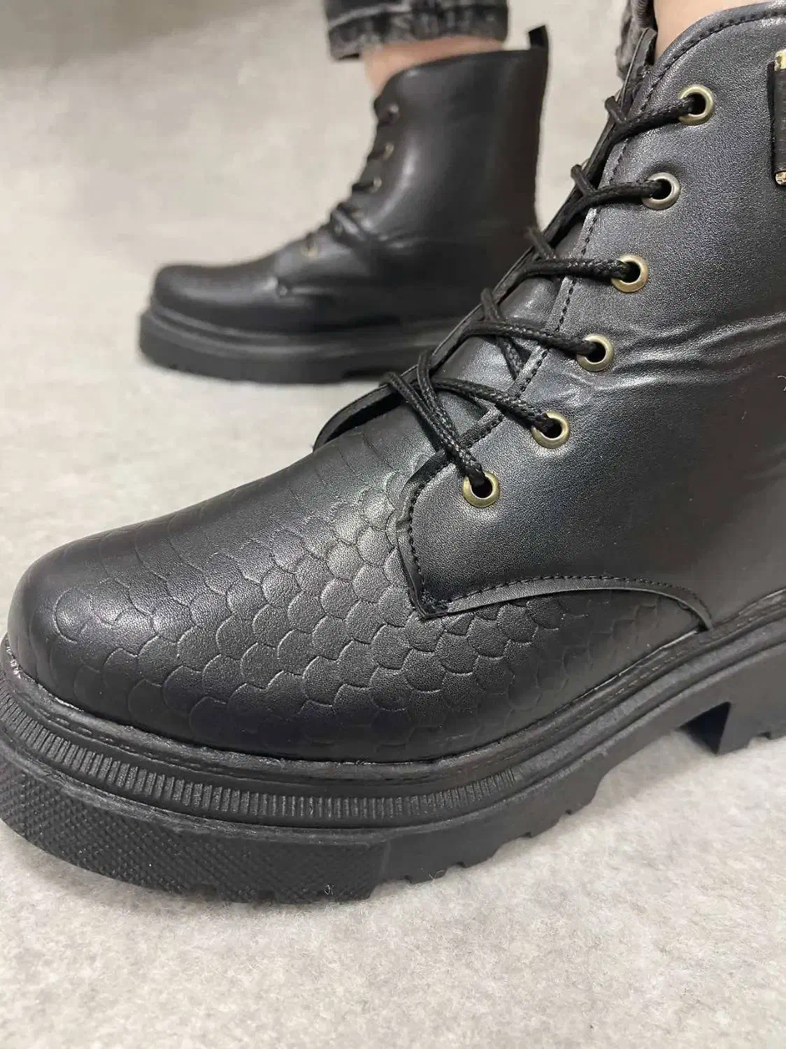 فروش کفش و کتونی به قیمت باورنکردنی در مد با ما|کیف، کفش، کمربند|کاشمر, |دیوار