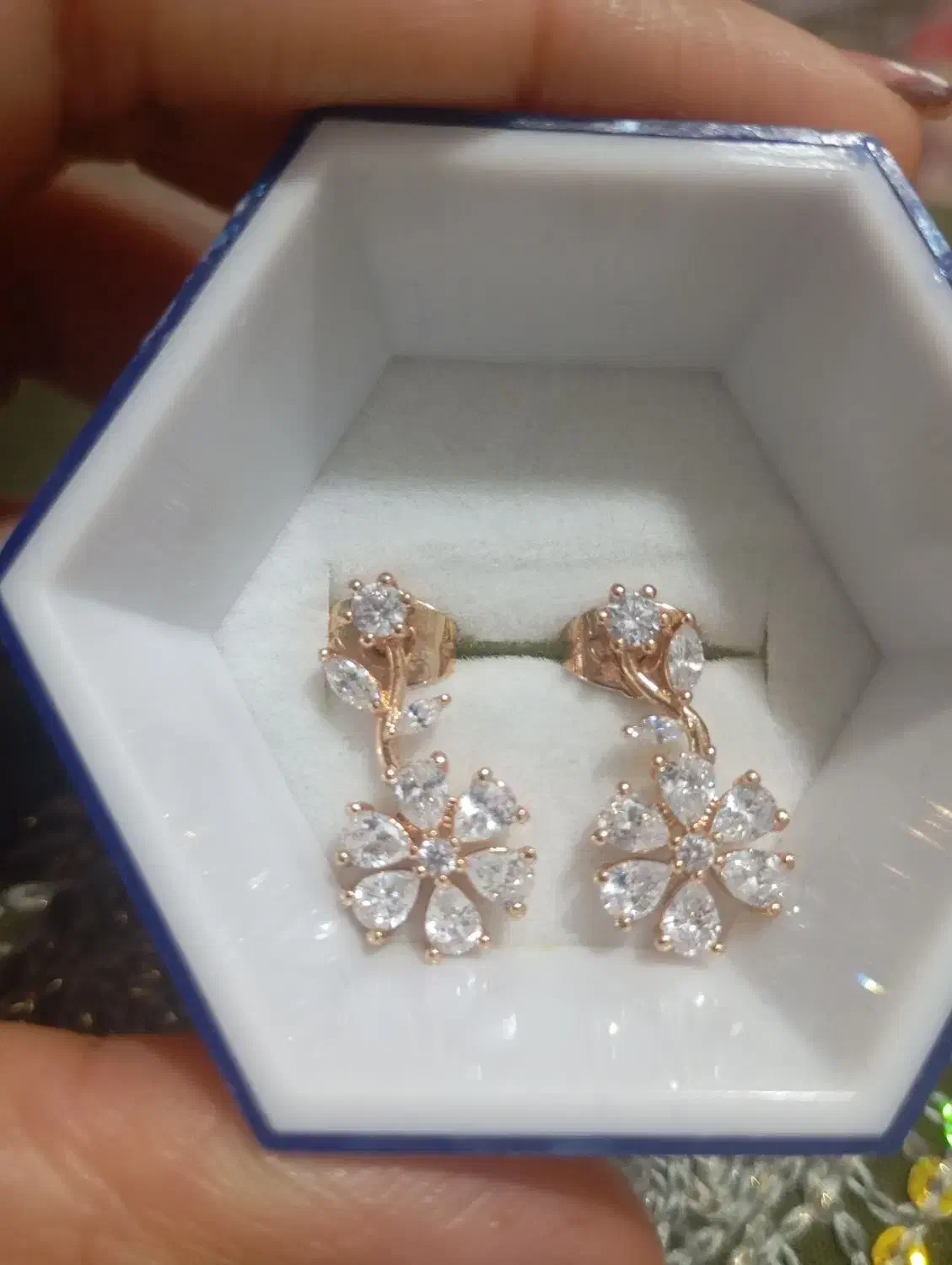 گوشواره|بدلیجات|شاهین‌شهر, خانه کارگر|دیوار