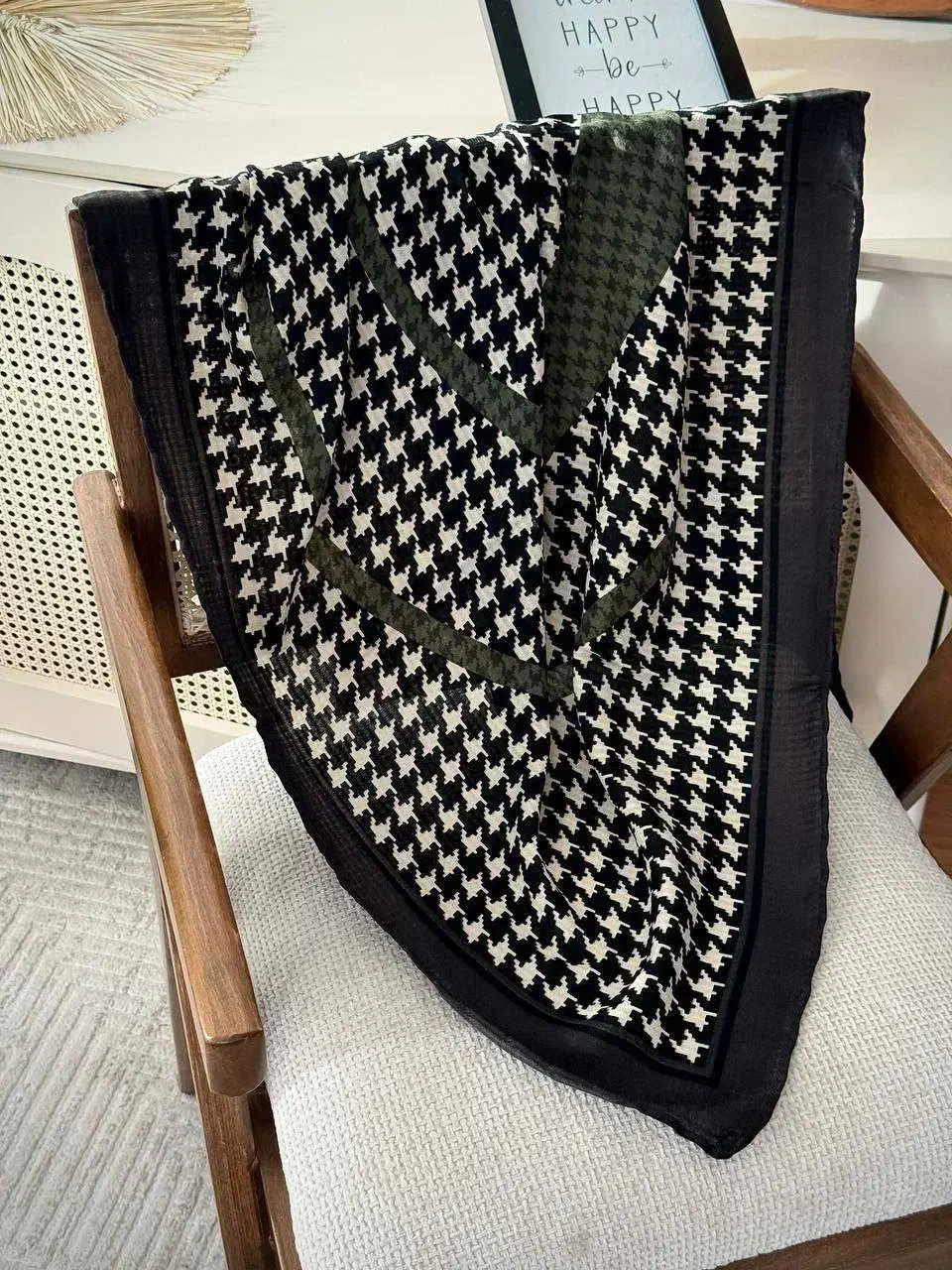 روسری پاییزه دستدوز آرامیس|لباس|آبدانان, |دیوار