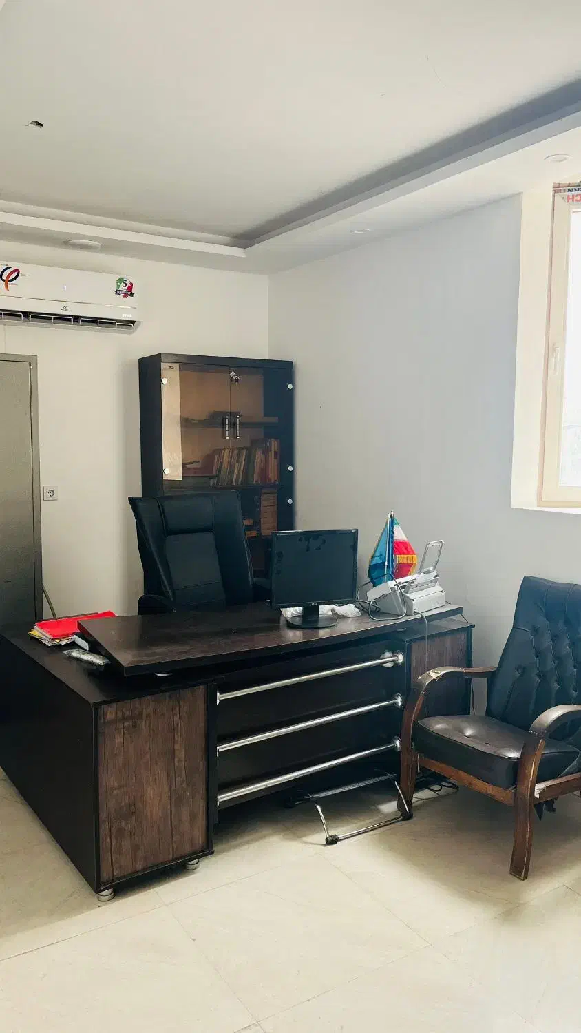 رهن یا اجاره دفتر تجاری|اجارهٔ کوتاه‌مدت دفتر کار و فضای آموزشی|شوشتر, |دیوار
