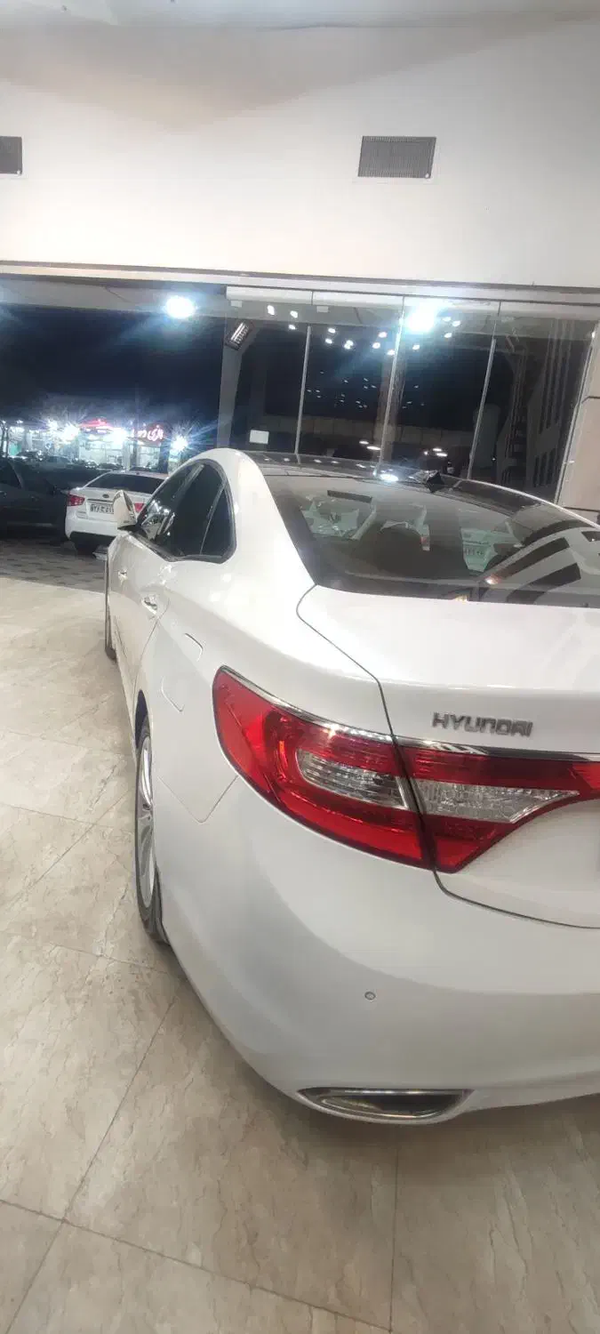 هیوندا گرانجور|خودرو سواری و وانت|شاهین‌شهر, گزبرخوار|دیوار