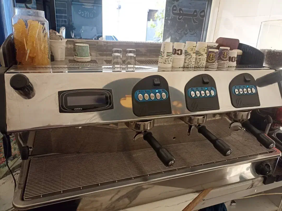فروش دستگاه سه گروپ اکسپوبار|کافی‌شاپ و رستوران|شیراز, محمدیه|دیوار