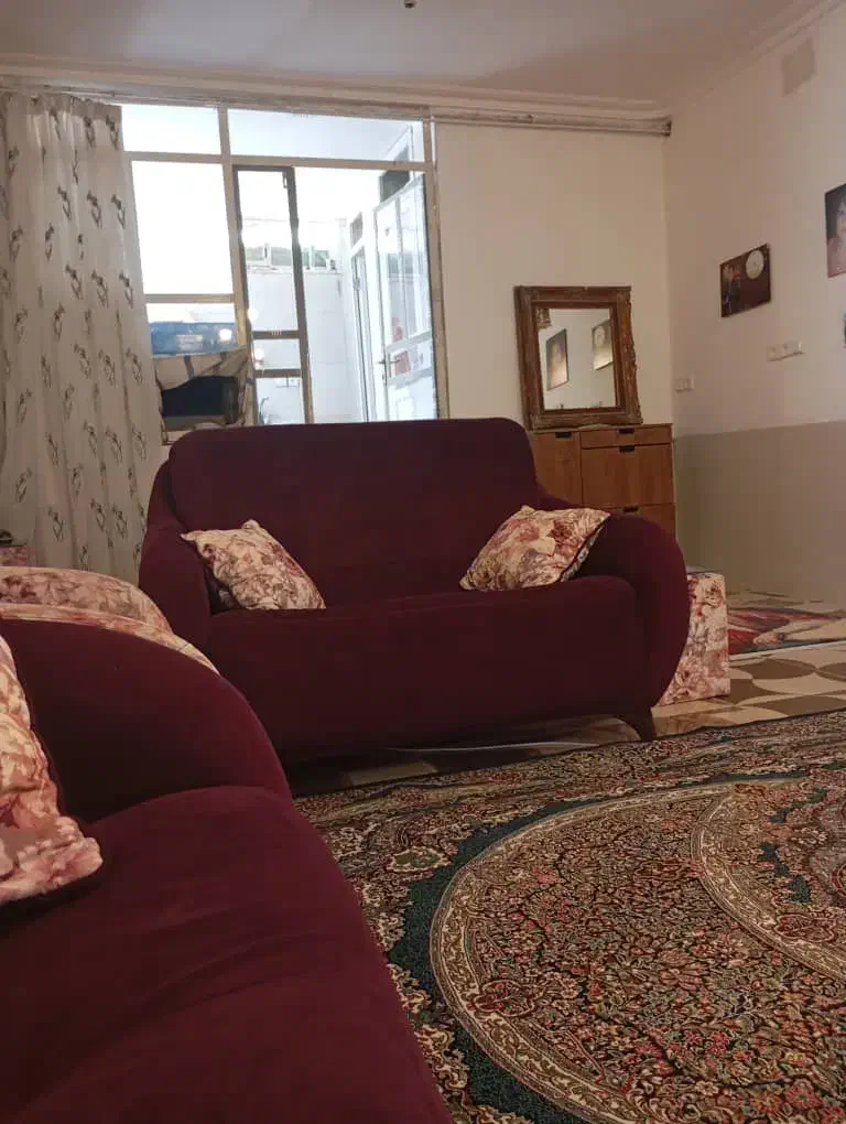 مبل راحتی ۷نفره تمیز|مبلمان خانگی و میز عسلی|داراب, |دیوار