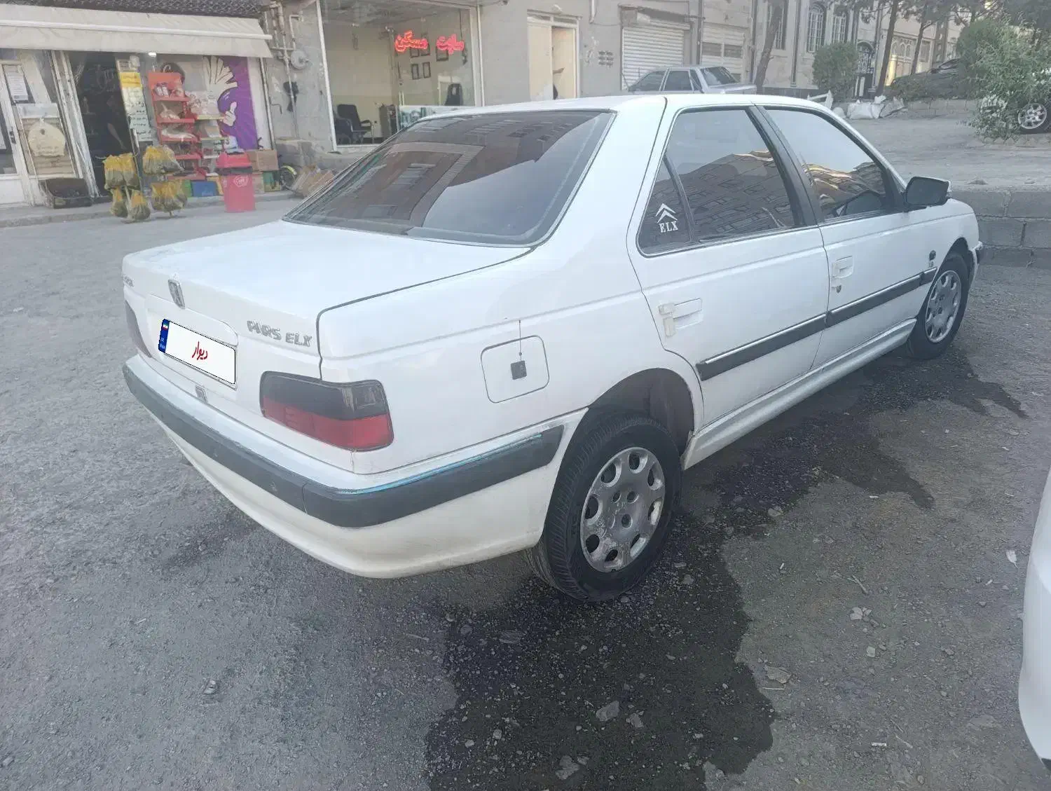 یک دستگاه پژو پارس|خودرو سواری و وانت|سنندج, |دیوار