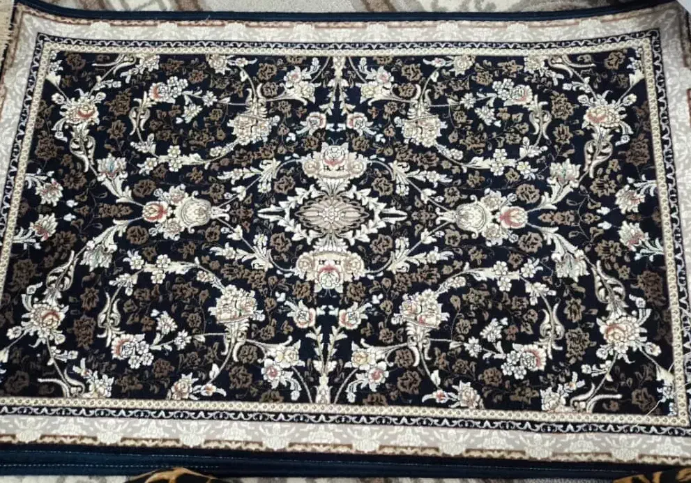 پادری سورمه ای|پادری|فردوسیه, |دیوار