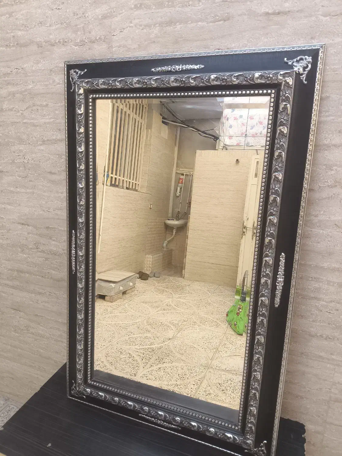 آینه|آینه|ورامین, ورامین|دیوار