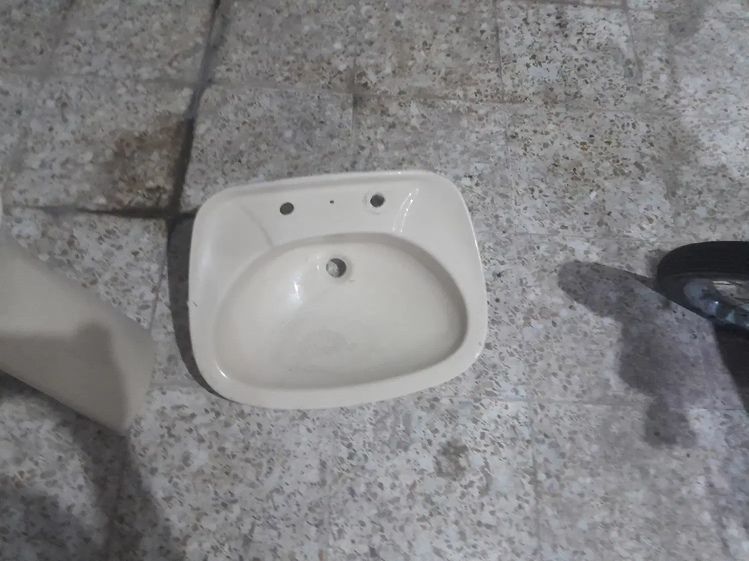 روشویی دستشویی|لوازم سرویس بهداشتی|فسا, |دیوار