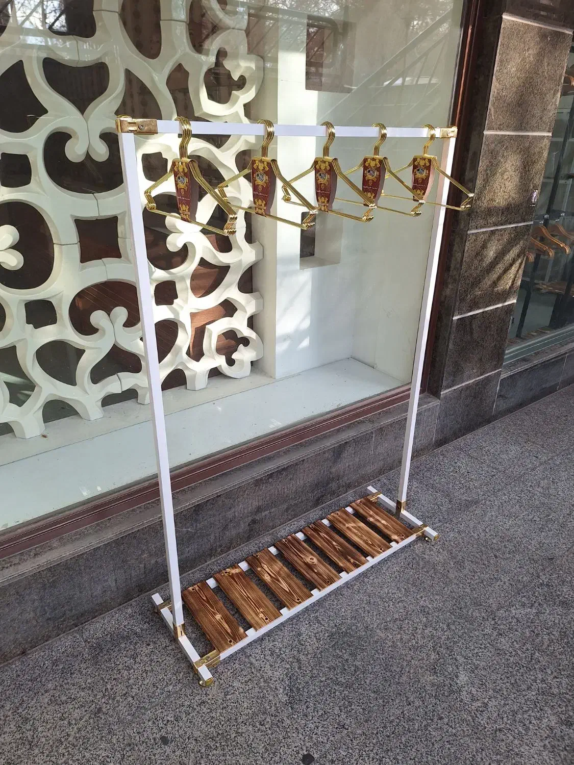 رگال آویز فلز و چوب نو|بندرخت و رخت‌آویز|اصفهان, میرعماد|دیوار