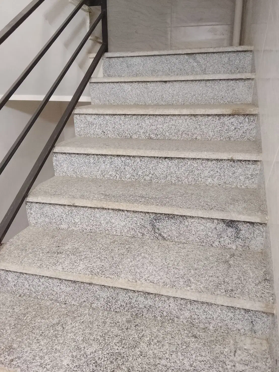 آپارتمان طبقه اول 150پیش اجاره 4 ملیون|اجارهٔ آپارتمان|رضوانشهر, |دیوار