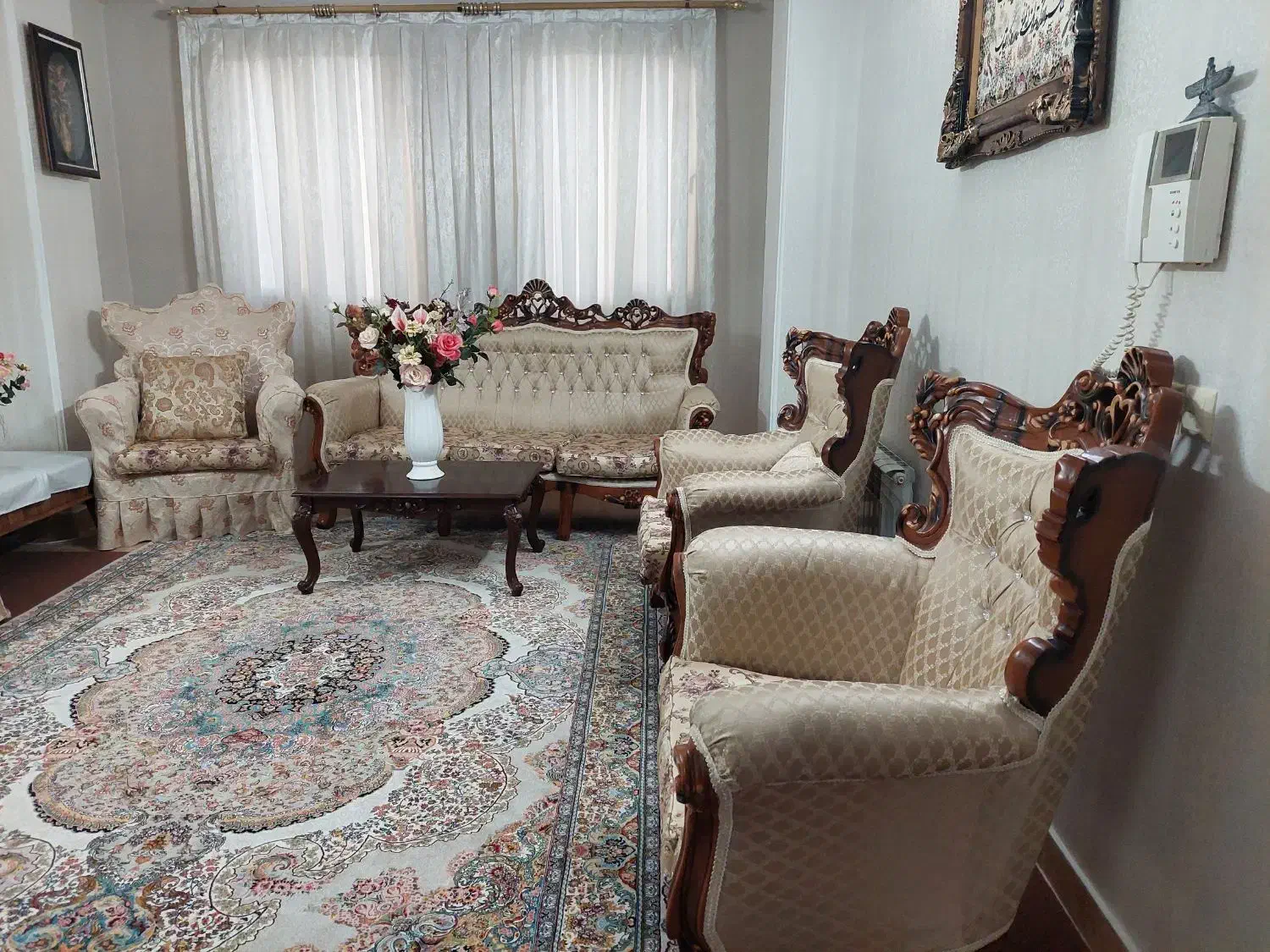 مبل سلطنتی ۹نفره همراه کاور|مبلمان خانگی و میز عسلی|رباط‌کریم, رباط‌کریم|دیوار