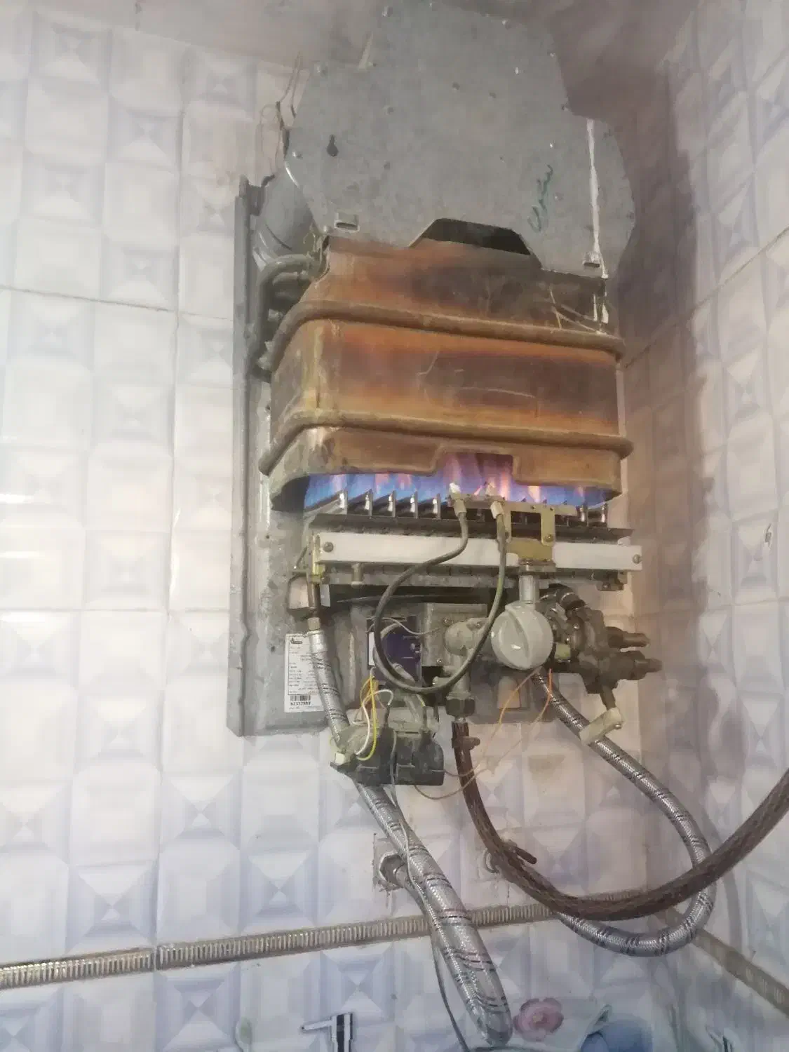 تعمیرسرویس پمپ اب نصب پکیج ابگرمکن تصفیه وست کنترل|خدمات پیشه و مهارت|زاهدان, |دیوار