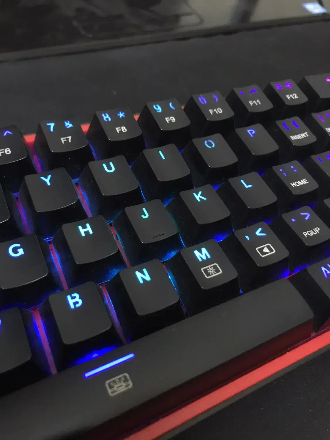 Redragon K617 RGB کیبورد گیمینگ|قطعات و لوازم جانبی رایانه|کاشان, میدان کهنه|دیوار