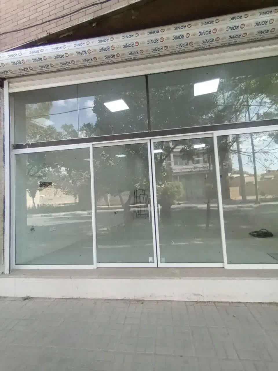 مغازه اجاره|اجارهٔ مغازه و غرفه|خمینی‌شهر, |دیوار