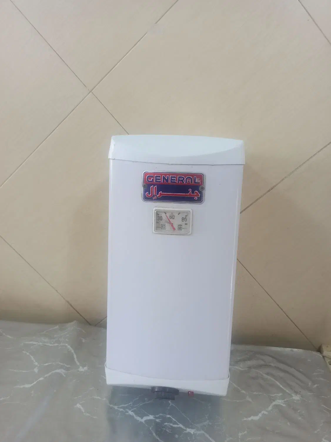 آبگرمکن برقی در حد نو|آبگرمکن، پکیج، شوفاژ|شریف‌آباد, |دیوار