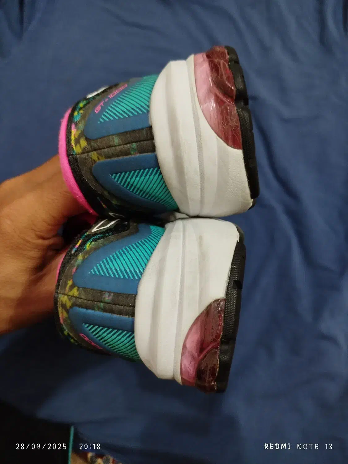 کتونی درحد نوو کاملا سالم بشرط|کیف، کفش، کمربند|تهران, امانیه|دیوار