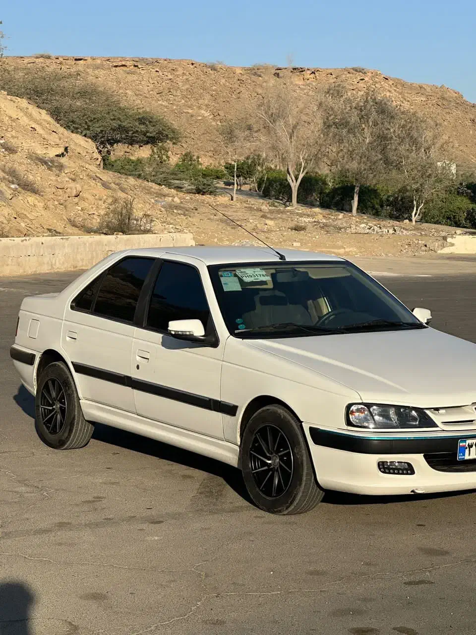 پژو پارس 402 سال|خودرو سواری و وانت|چابهار, |دیوار