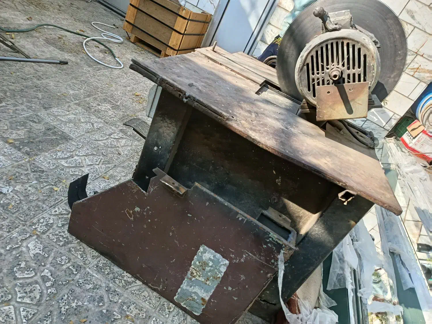 آره آتشی سه فاز ده اسب|ماشینآلات صنعتی|اندیشه, اندیشه فاز ۲|دیوار