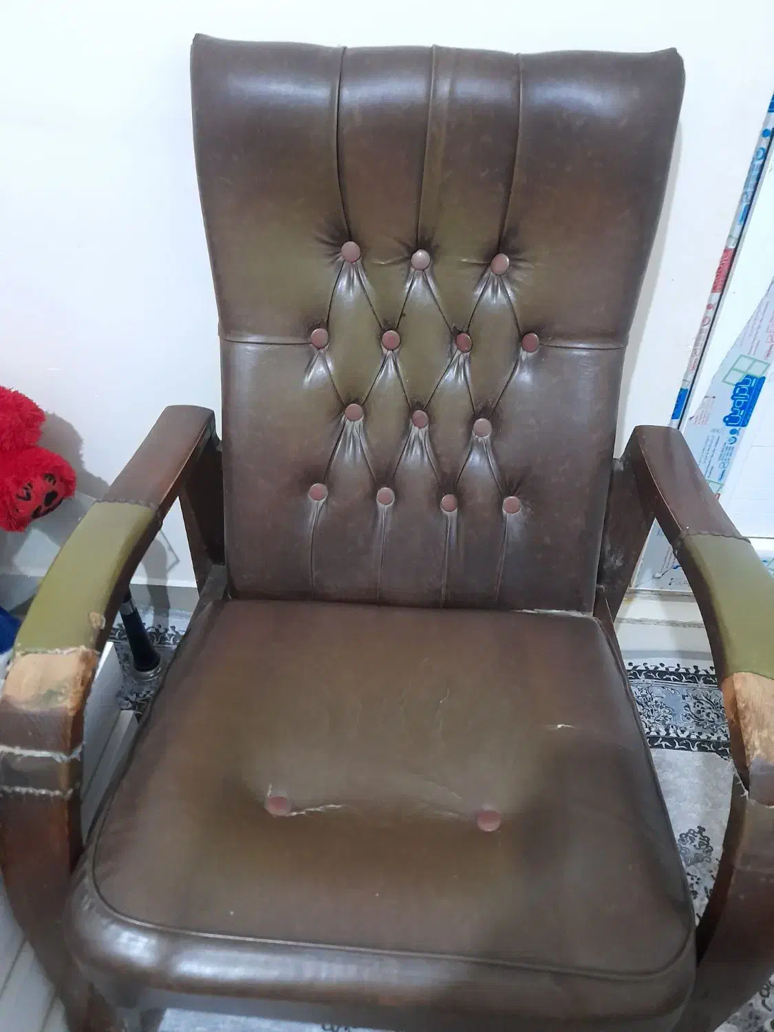 صندلی وتخته|صندلی و نیمکت|مسجد سلیمان, |دیوار