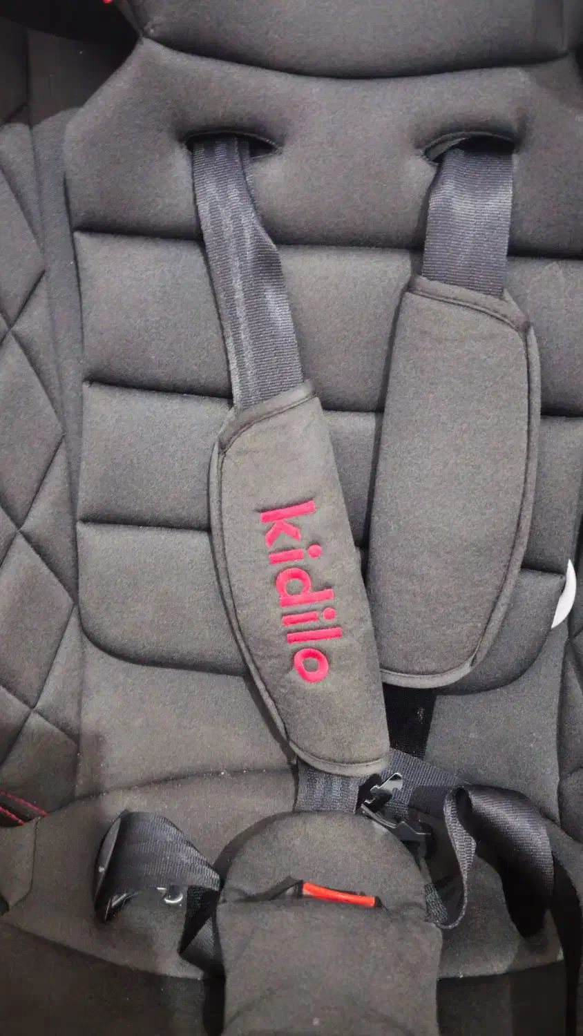 صندلی ماشین در حد نو|تخت و صندلی بچه|نسیمشهر, |دیوار