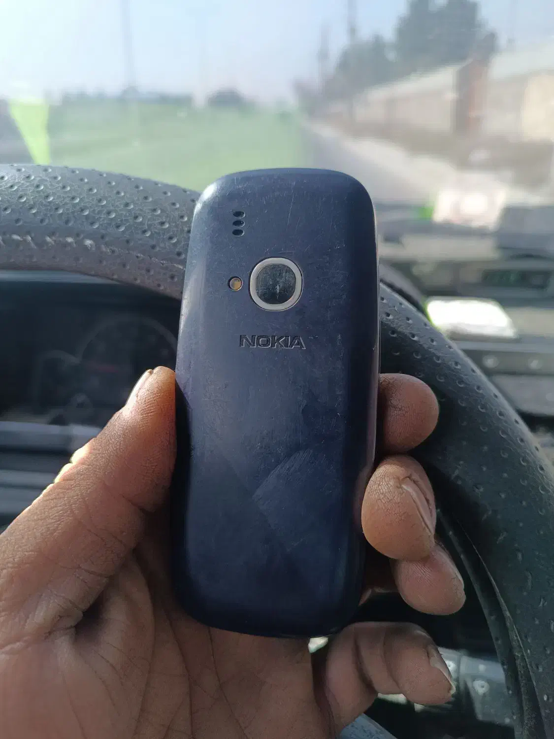 گوشی نوکیا|موبایل|رباط‌کریم, رباط‌کریم|دیوار