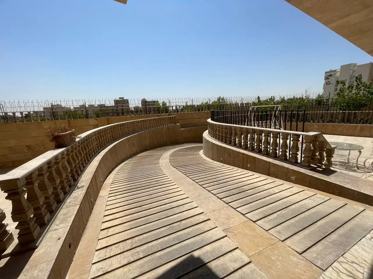 واحد۱۴۰ متری بسیار خوش نقشه فول امکانات|فروش آپارتمان|کرج, اتحاد|دیوار