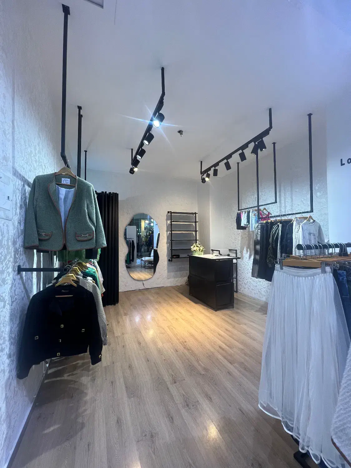 مغازه خلیج|اجارهٔ مغازه و غرفه|شیراز, شهرک قمشه|دیوار