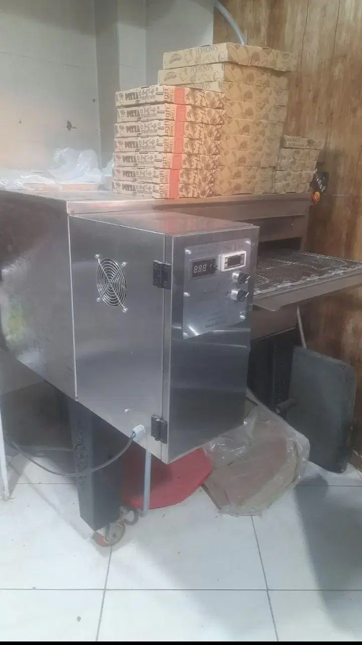 فروشنده خریدار فر ریلی صنعتی تجهیزات رستوران خارجی|کافیشاپ و رستوران|تهران, تهرانسر شرقی|دیوار