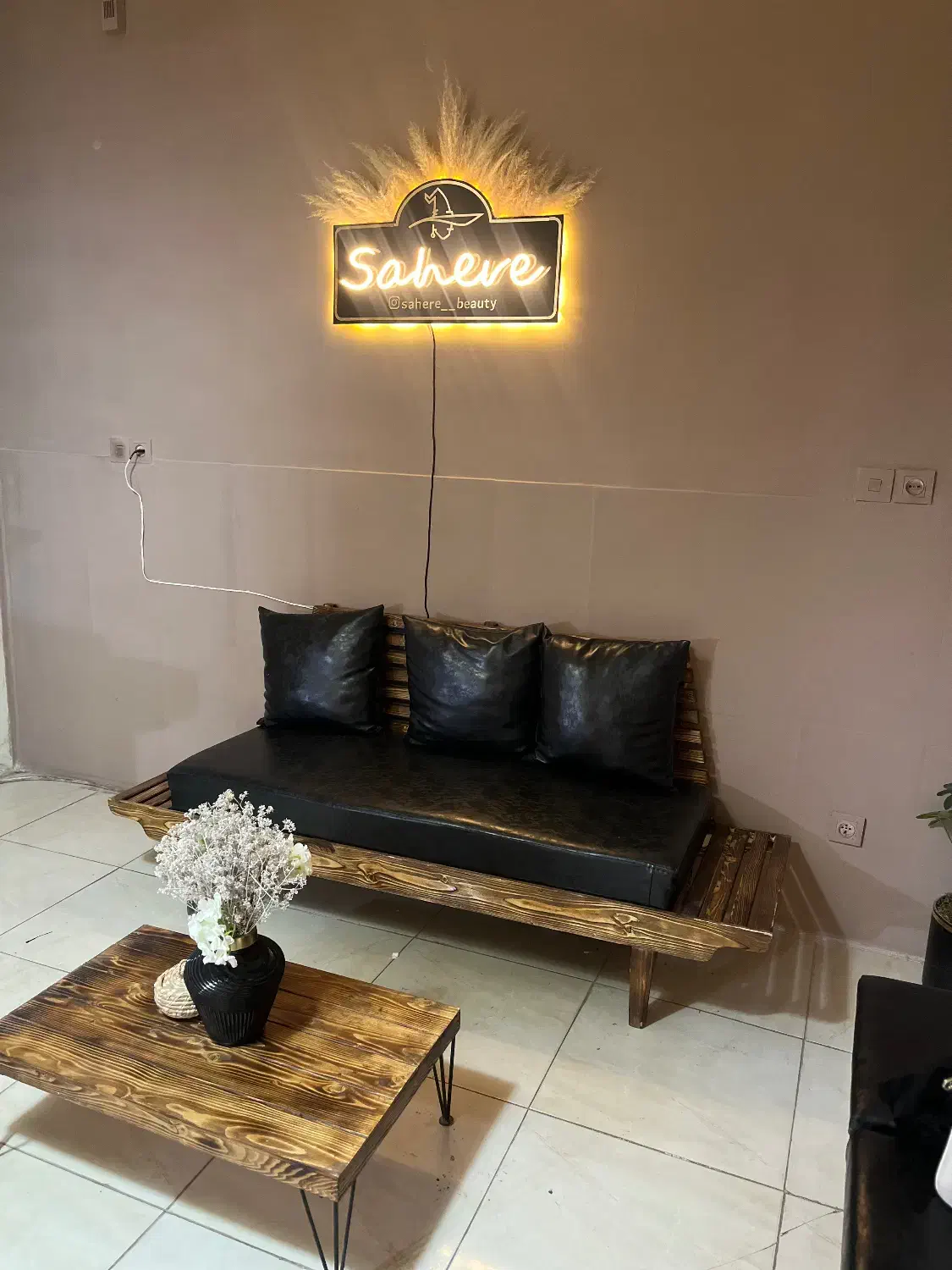 واگذاری فوری سالن زیبایی زنانه در امیریه بجنورد|آرایشگاه و سالن‌های زیبایی|بجنورد, |دیوار