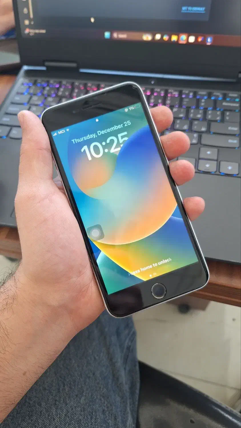 iphone 8 plus 64gig|موبایل|قم, ارم|دیوار