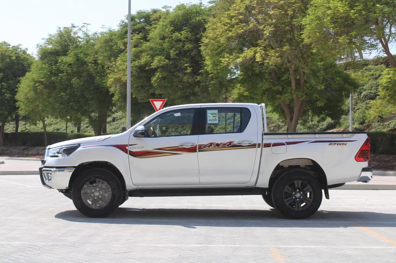 هایلوکس دنده ای کراس2025|خودرو سواری و وانت|چابهار, |دیوار