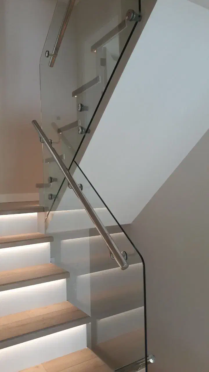 درب ضدسرقت نرده شیشه ای، استیل،لمینت، پنجره کدK095|مصالح و تجهیزات ساختمان|ساری, |دیوار