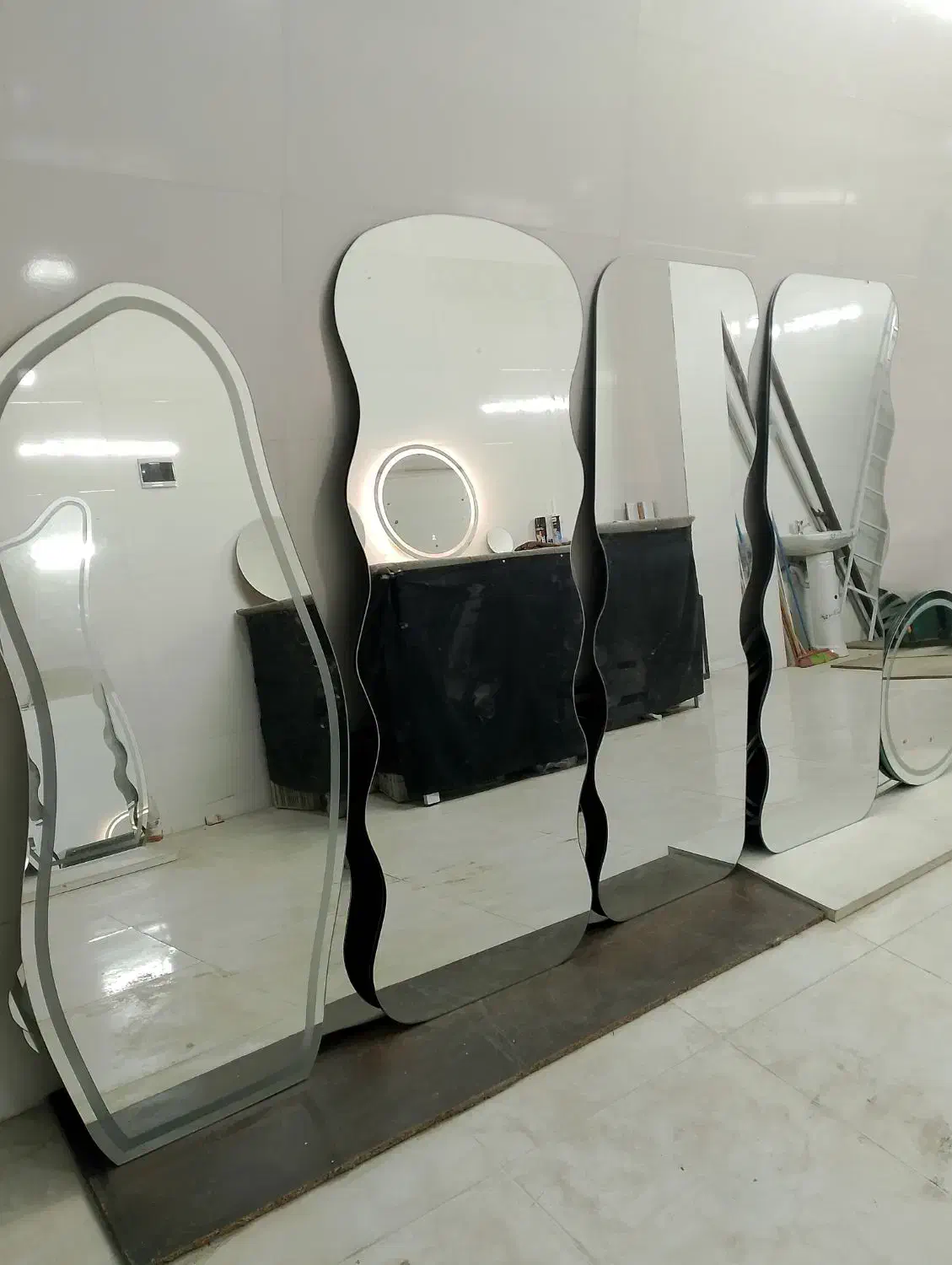 شیشه سکوریت و ساختمانی|خدمات پیشه و مهارت|مشهد, بهمن|دیوار