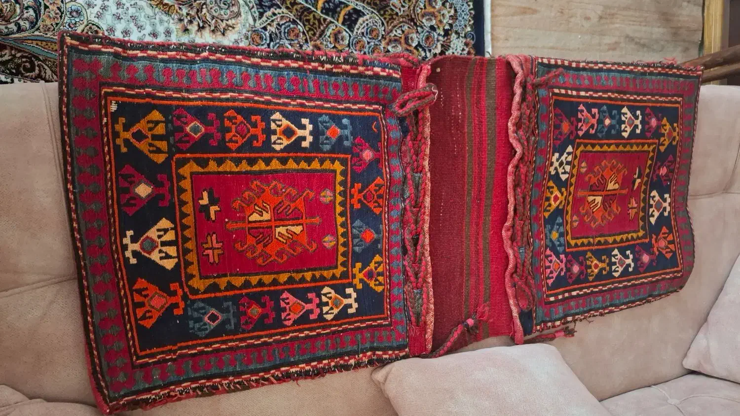 خورجین قدیمی دست بافت باقدمت 80ساله|گلیم، جاجیم، گبه|پارس‌آباد, |دیوار