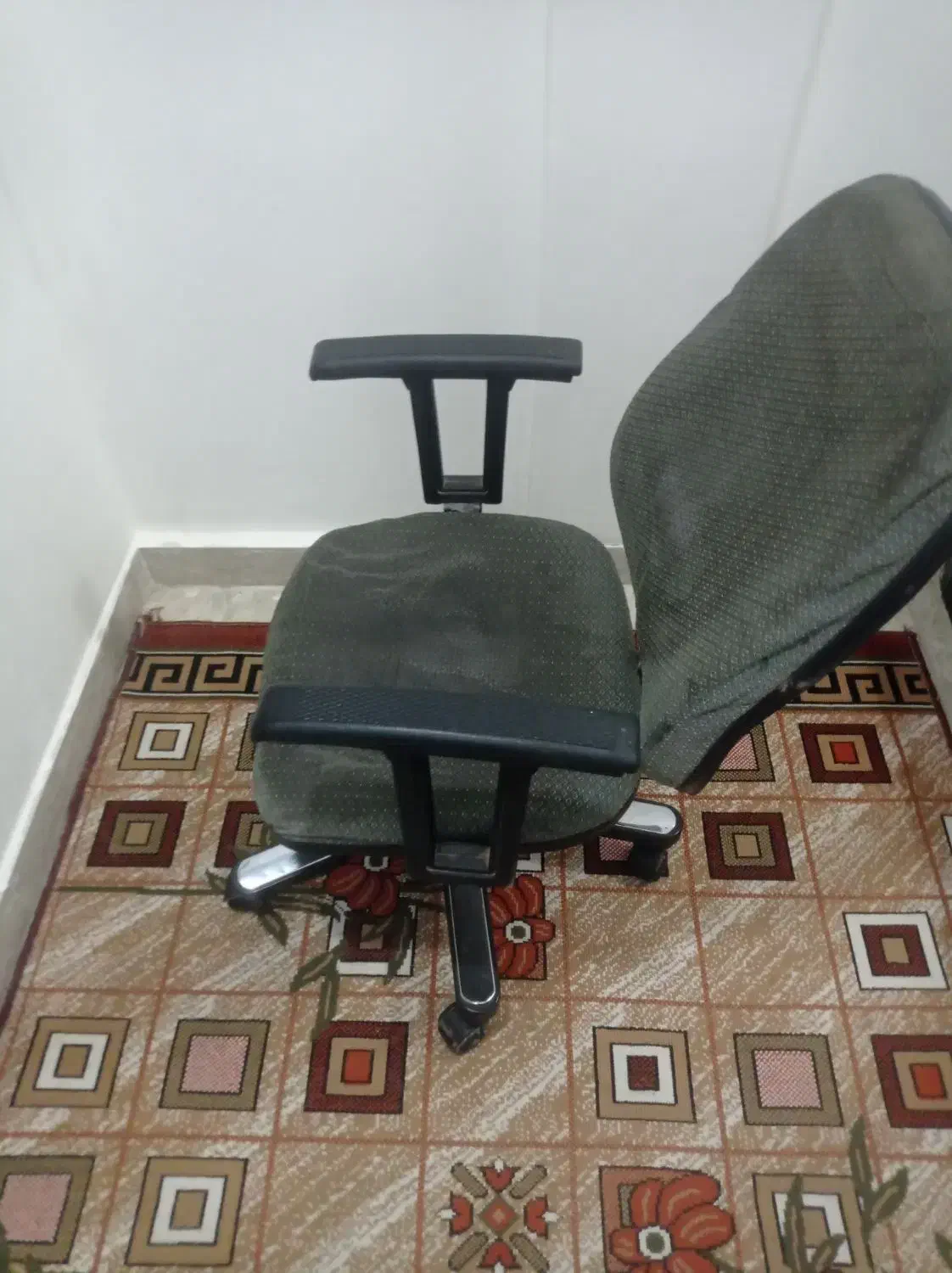 صندلی|صندلی و نیمکت|تبریز, |دیوار